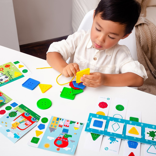 Гра з ґудзиками «Fisher-Price. Шнуруємо-комбінуємо» VT2905-24